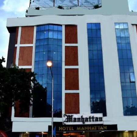 Hotel Manhattan Chennai Esterno foto