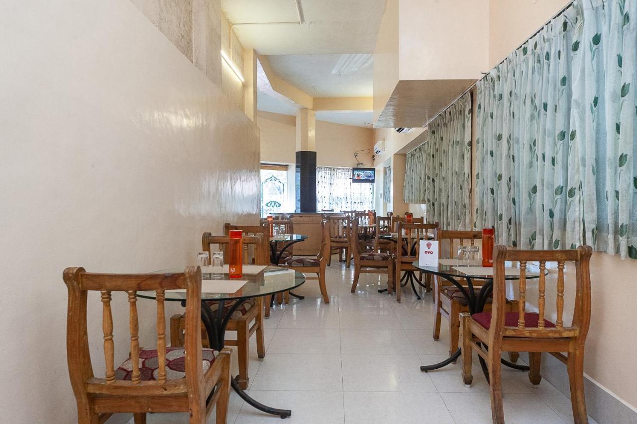 Hotel Manhattan Chennai Esterno foto