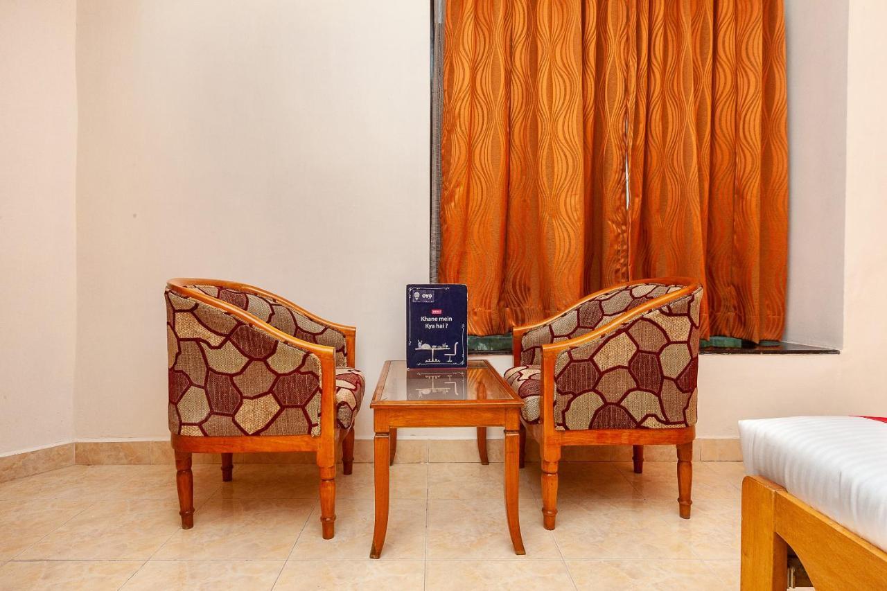 Hotel Manhattan Chennai Esterno foto